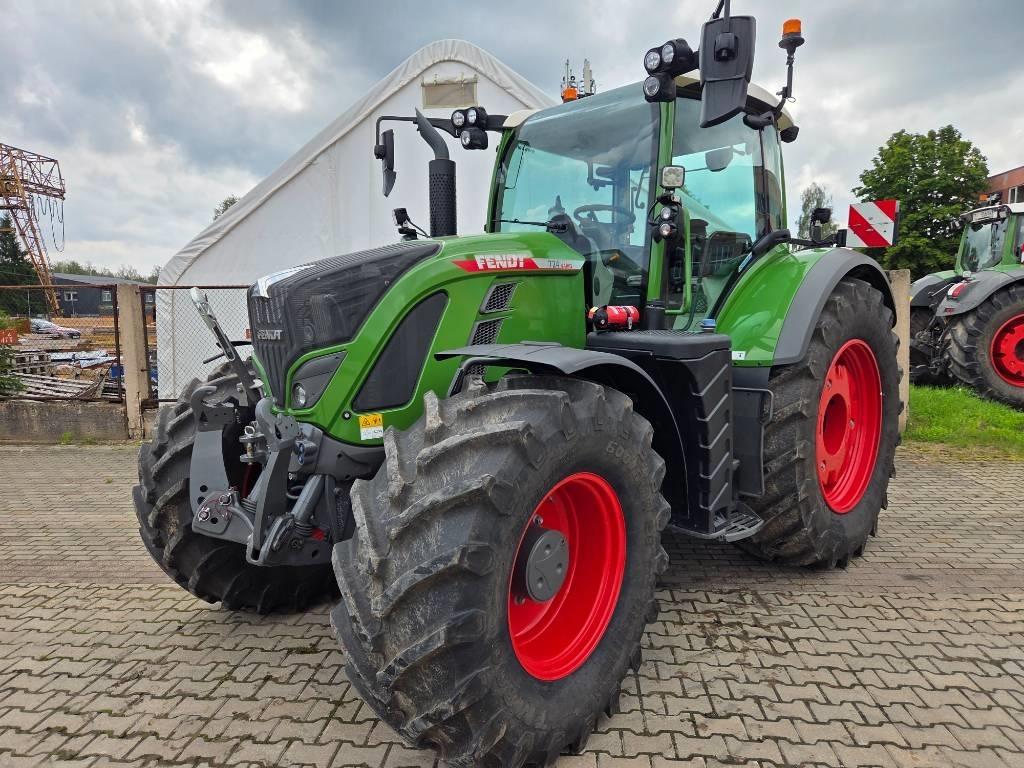 Fendt 724 Vario Traktori