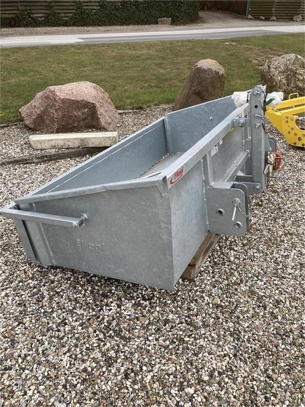 Fliegl 1,2 - 2,2 meter Altri accessori per trattori