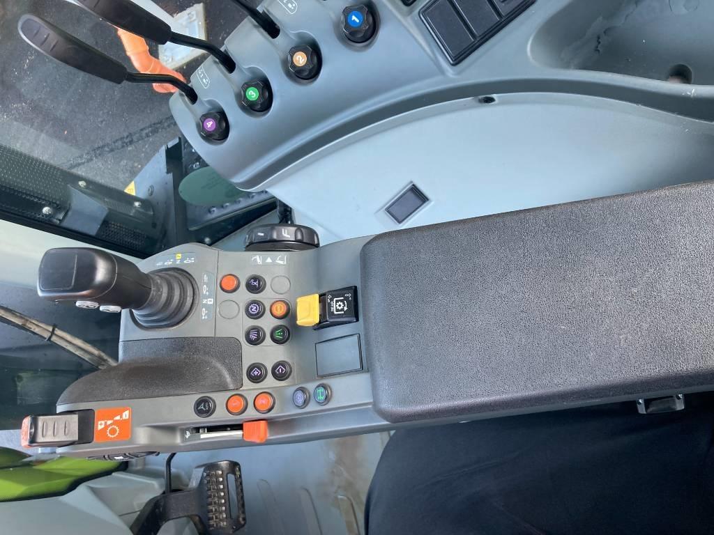 CLAAS Axion 830 CIS Trattori