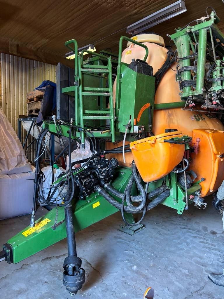 Amazone UX 5200 Anhängespritzen