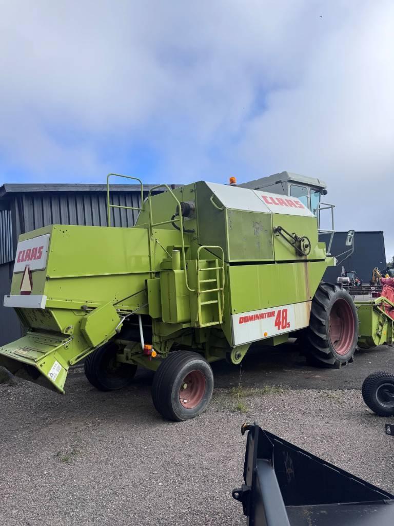 CLAAS Dominator 48 S Skördetröskor