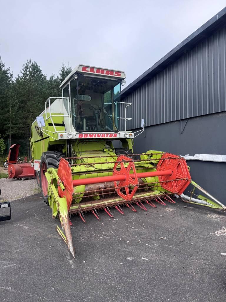 CLAAS Dominator 48 S Skördetröskor