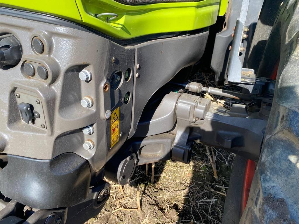 CLAAS Axion 830 Cmatic Tractors