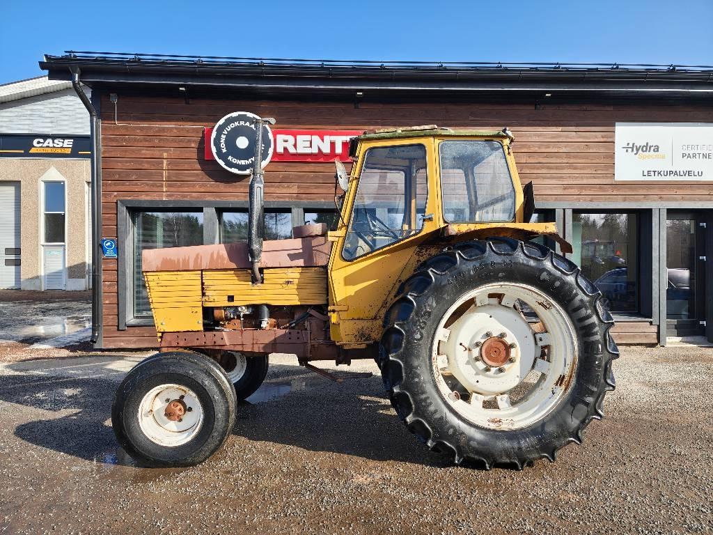 Valmet 702 Traktorit