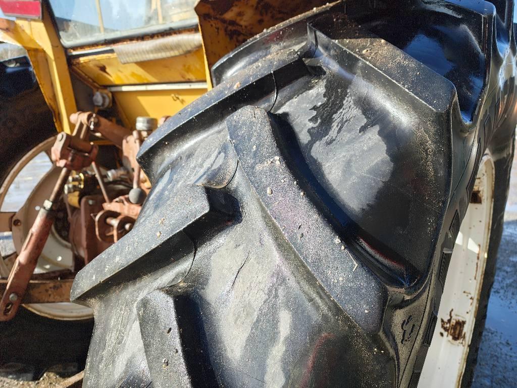 Valmet 702 Traktorit