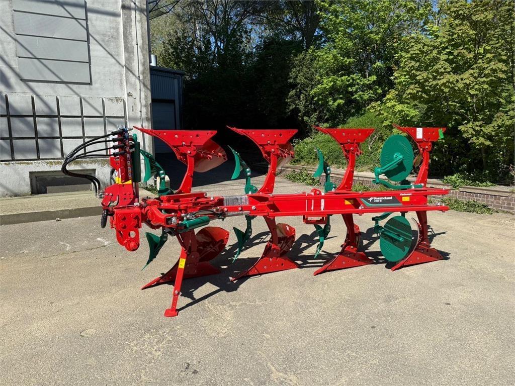 Kverneland 2300B Reversible ploughs