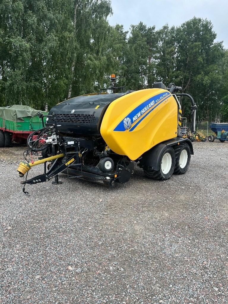 New Holland Roll Baler 125 Combi Rundbalspressar