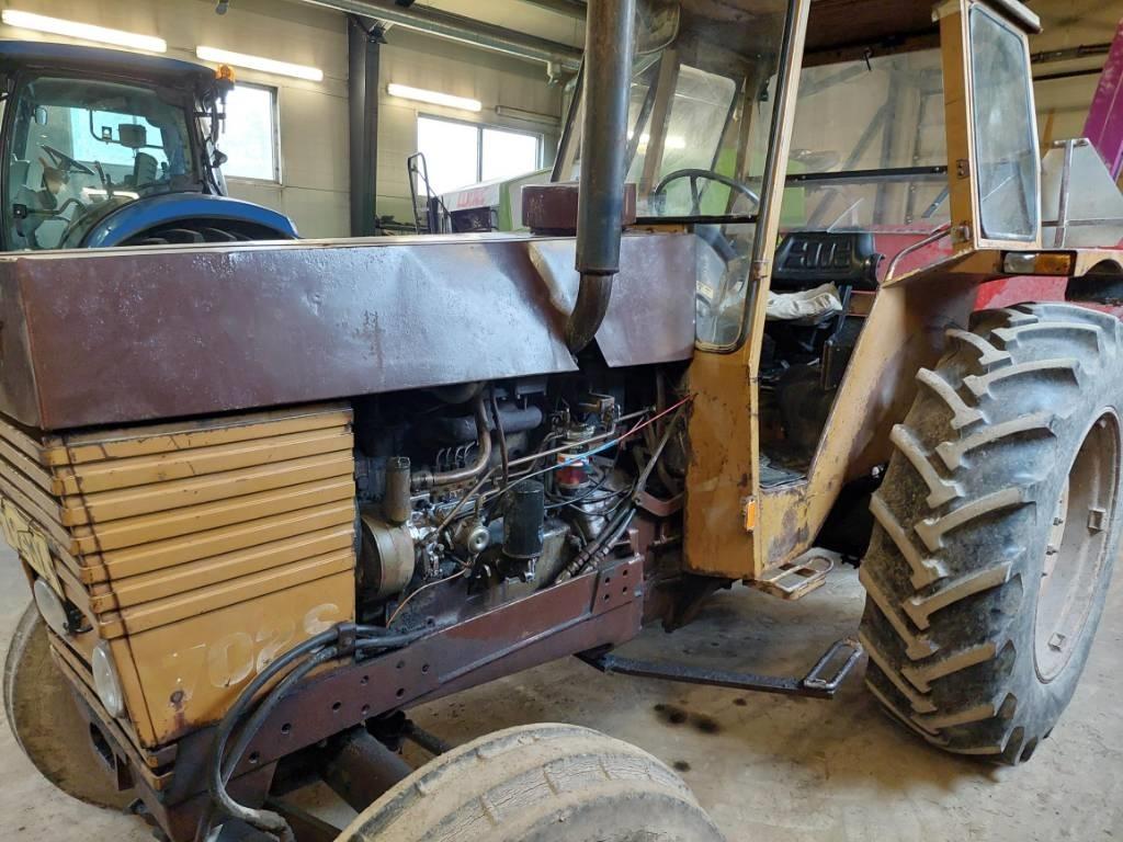Valmet 702 S Traktoren