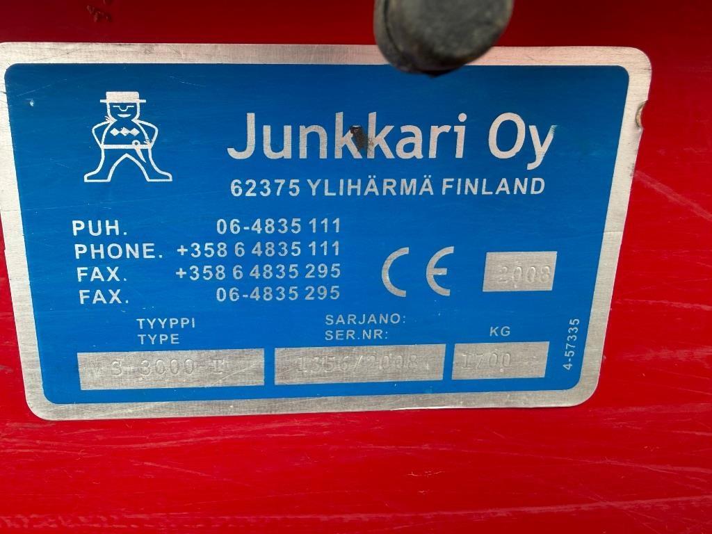 Junkkari Simulta 3000 T Drills