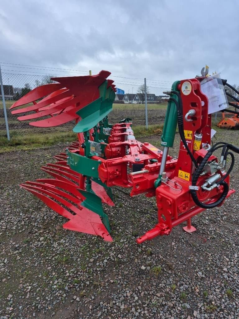 Kverneland 2300S Reversible ploughs