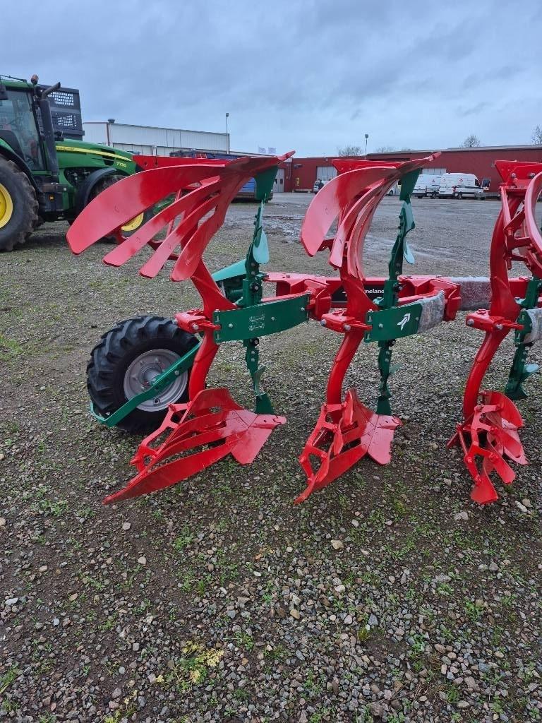 Kverneland 2300S Reversible ploughs