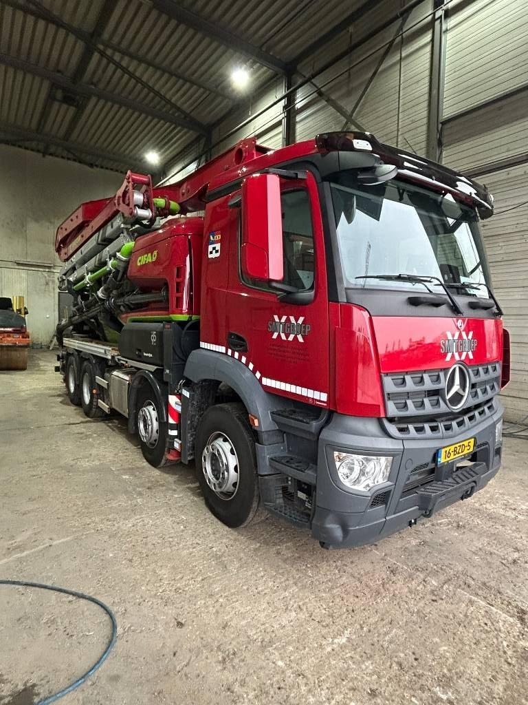 Cifa MK28L Concrete pump trucks