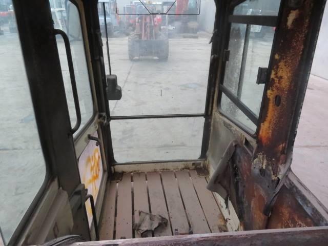 Schaeff HML 22 Cabine e interni