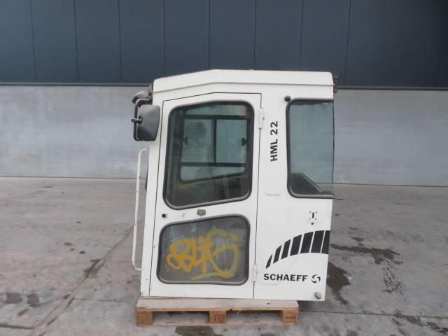 Schaeff HML 22 Cabine e interni