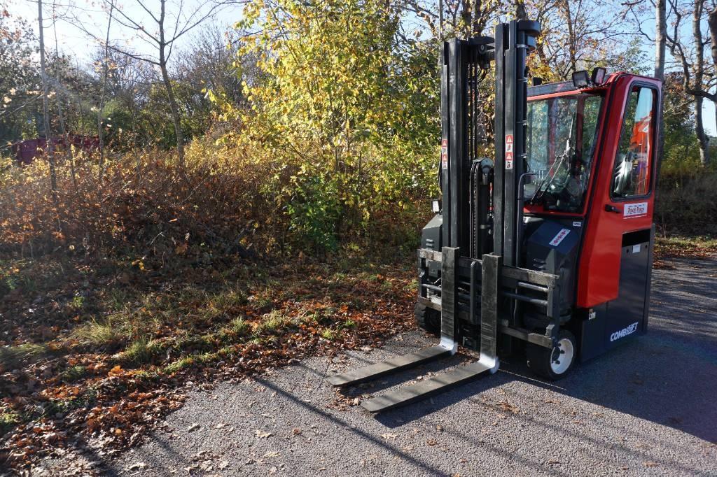 Combilift CBE3000 4-way reach trucks