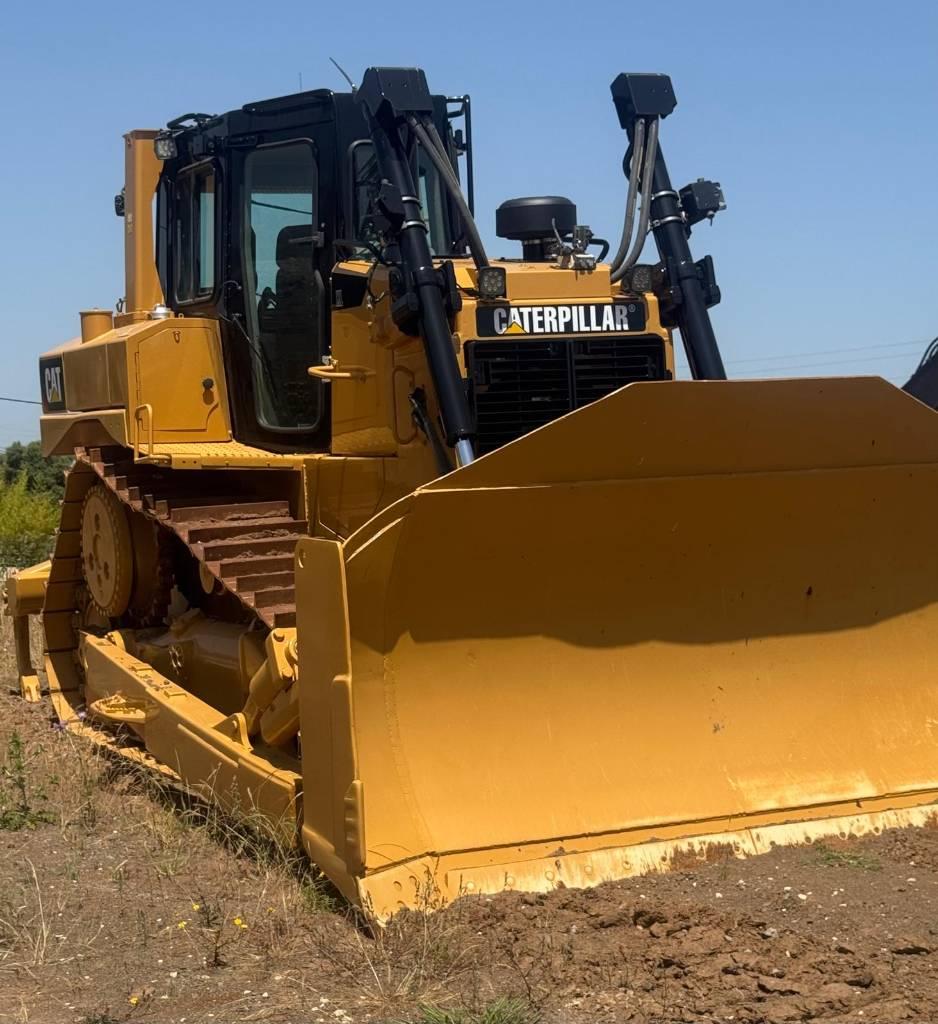 CAT D 6 T XL Buldozer sobre oruga