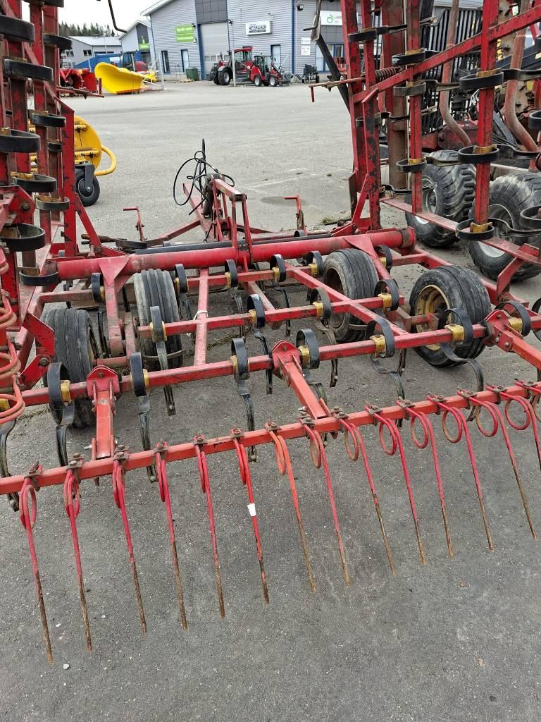 Väderstad NZ 5,8m Harrows