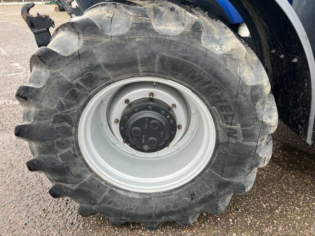 New Holland T 7.225 AC Trattori