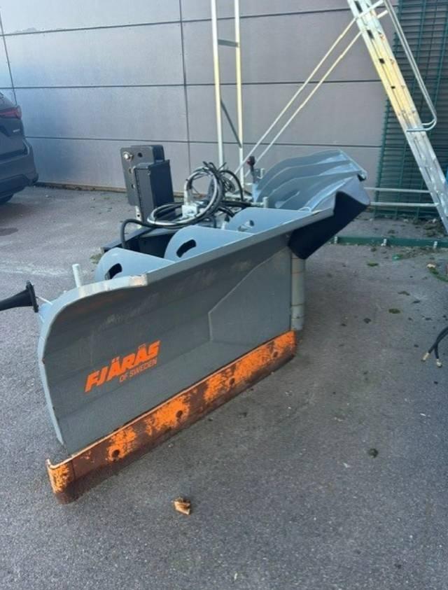 Fjärås VP 245 Plogar