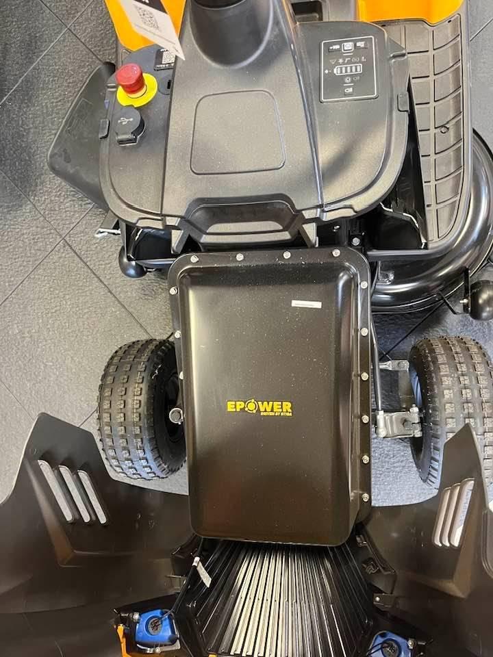 Stiga Tornado 398 E/ Eldriven Traktor/Lager utförsäljnin Åkgräsklippare