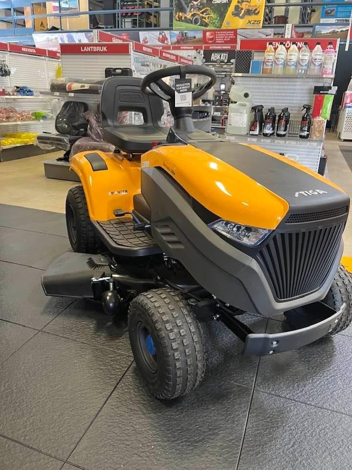 Stiga Tornado 398 E/ Eldriven Traktor/Lager utförsäljnin Åkgräsklippare