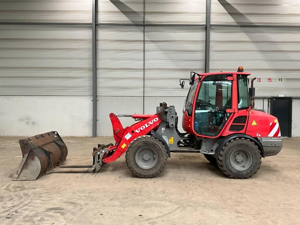 Volvo L 25 F Pale gommate