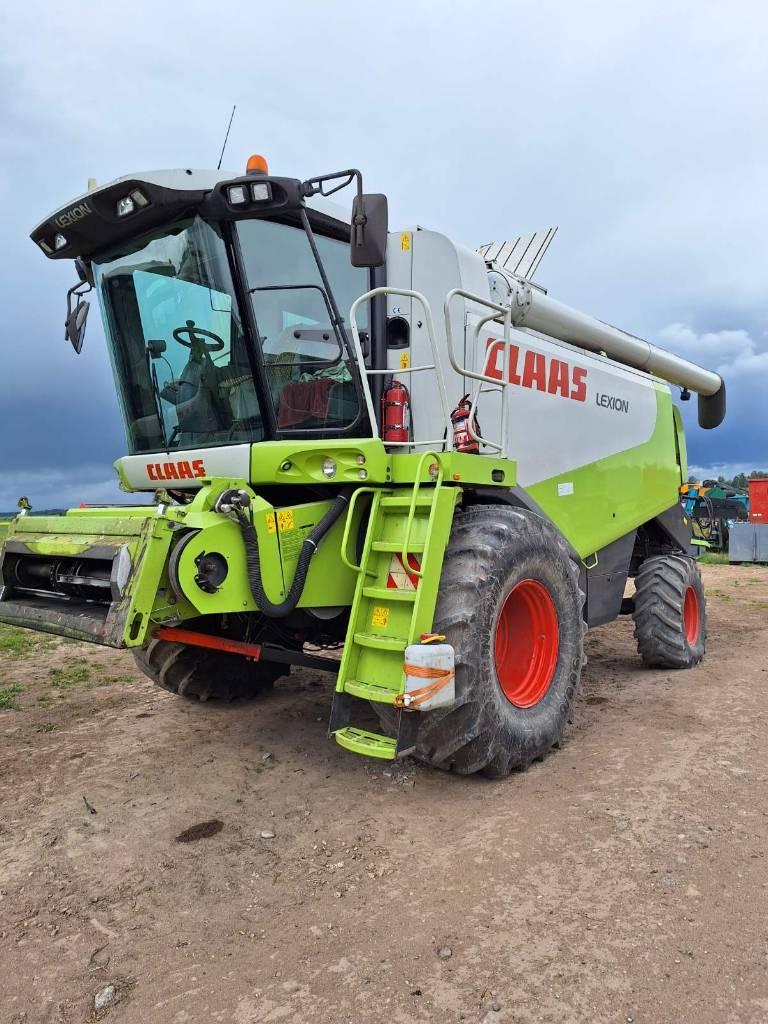 CLAAS LEXION 560 Combine harvesters