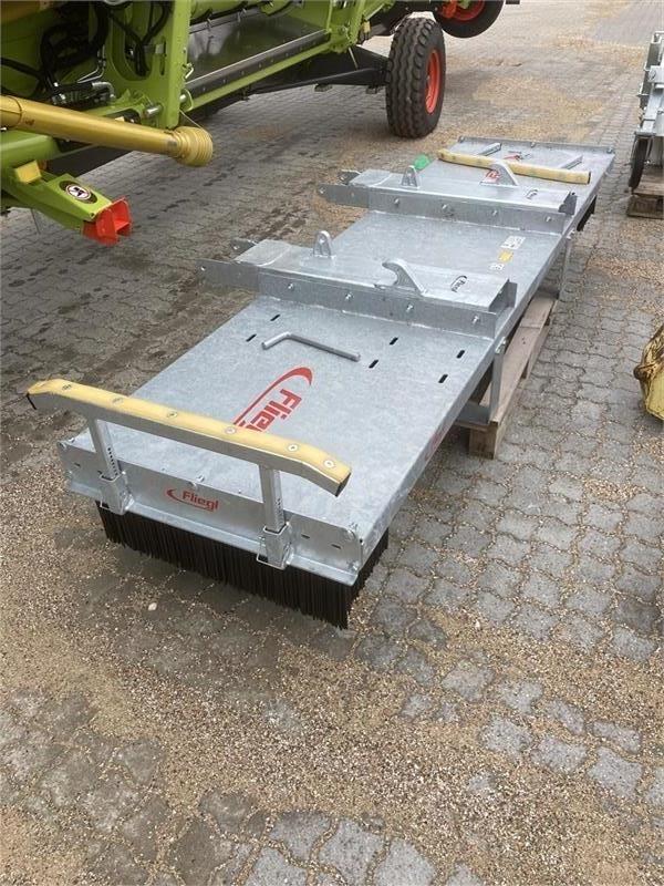 Fliegl Lion Sweeper 250 Sweepers