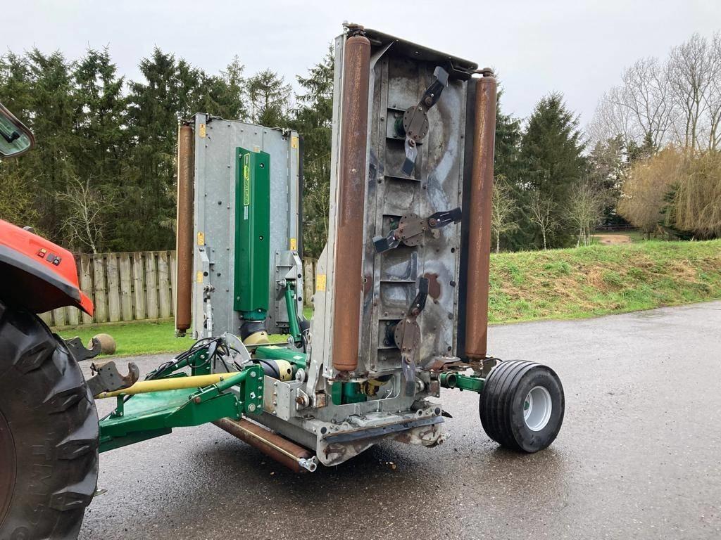 Major MJ71-600T Pasture mowers and toppers