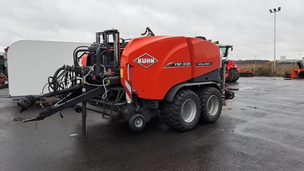 Kuhn FBP 3135 muovisidonnalla Rotopresse