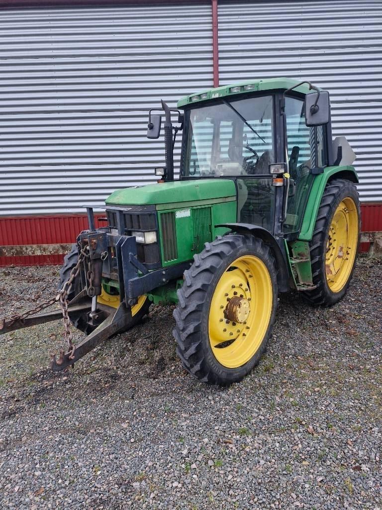 John Deere 6210 Tractors