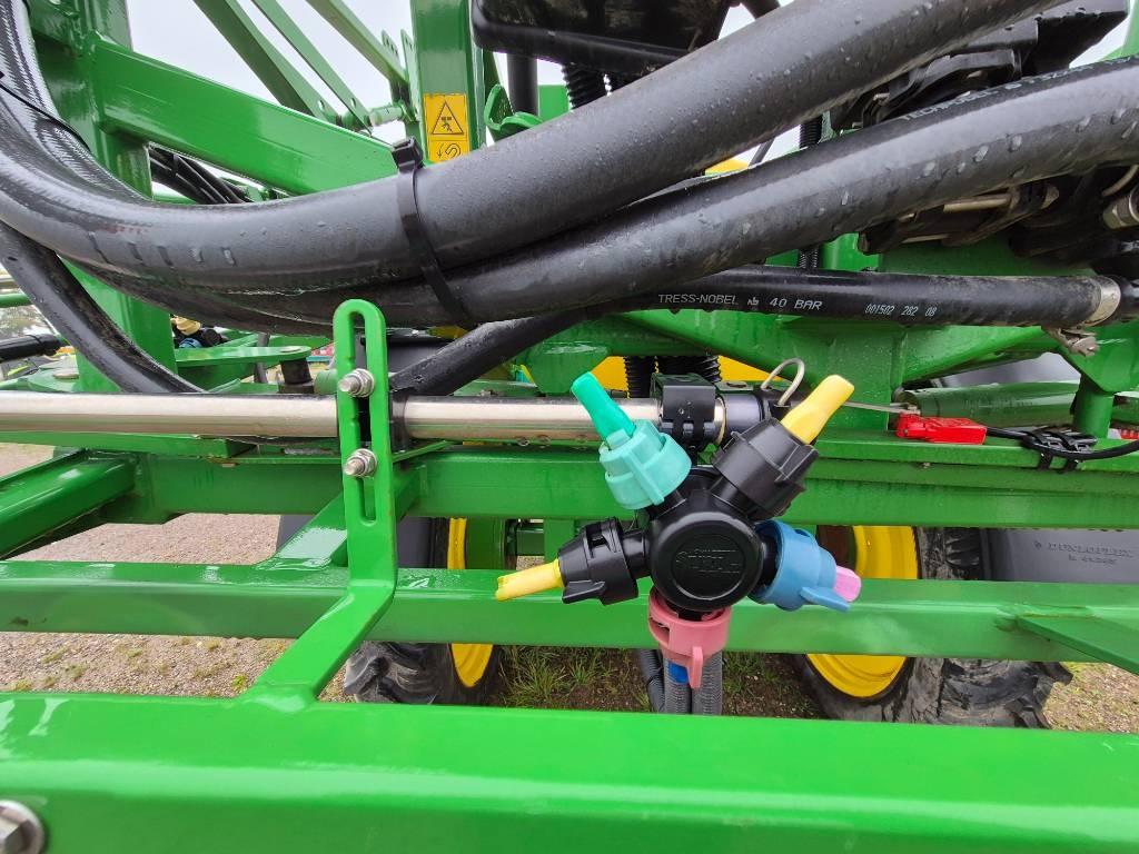 John Deere 740 Trailed sprayers