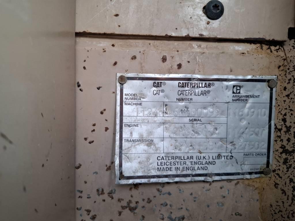 CAT IT 24 F Cargadoras sobre ruedas