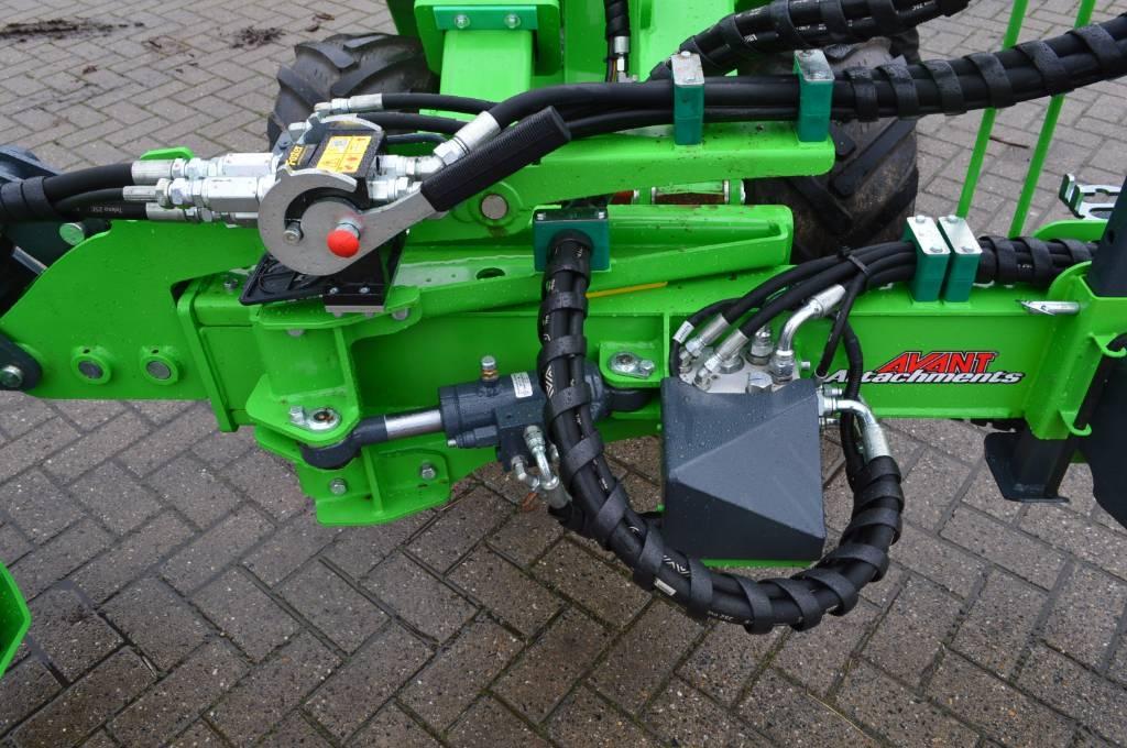 Avant Hydraulische zij-arm S30 met Klepelmaaier S30 Hedge trimmers