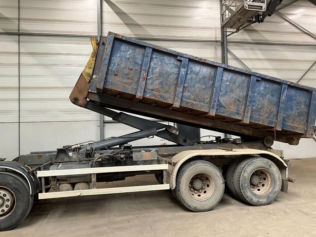 Volvo FH 16 520 8X4 Camion con gancio di sollevamento