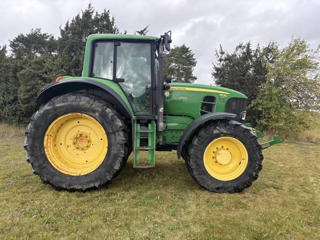 John Deere 7530 Premium AP Traktorer
