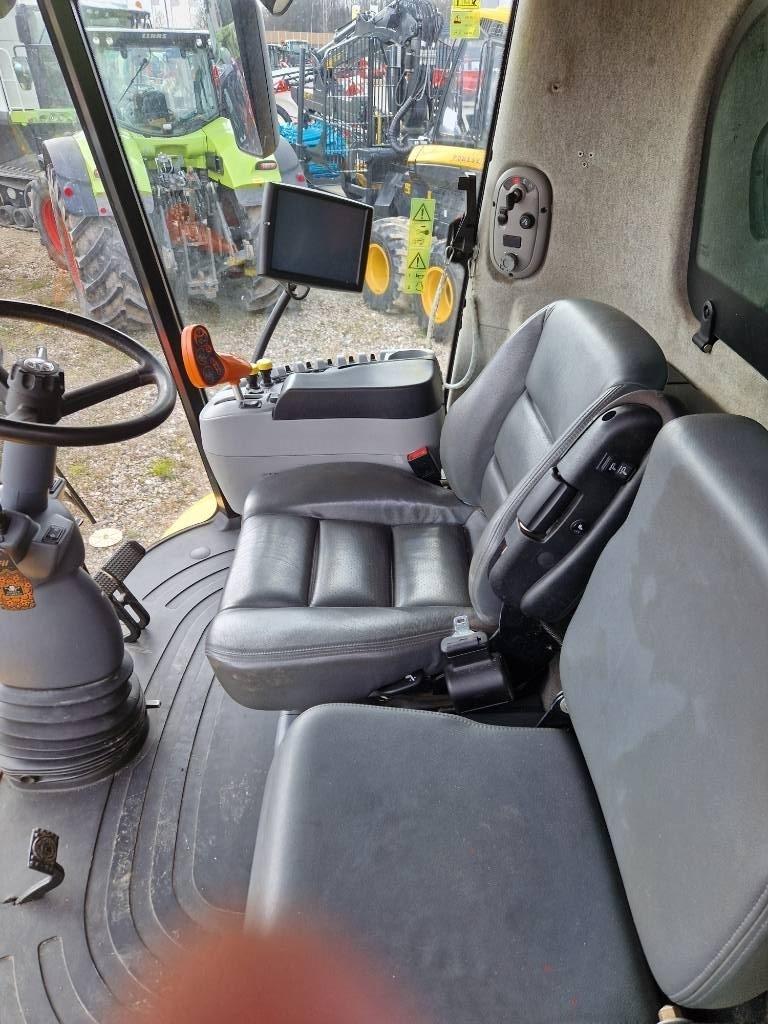 New Holland CX 8070 Mietitrebbiatrici