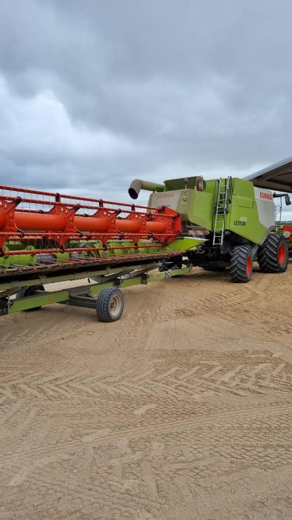 CLAAS Lexion 670 Mähdrescher