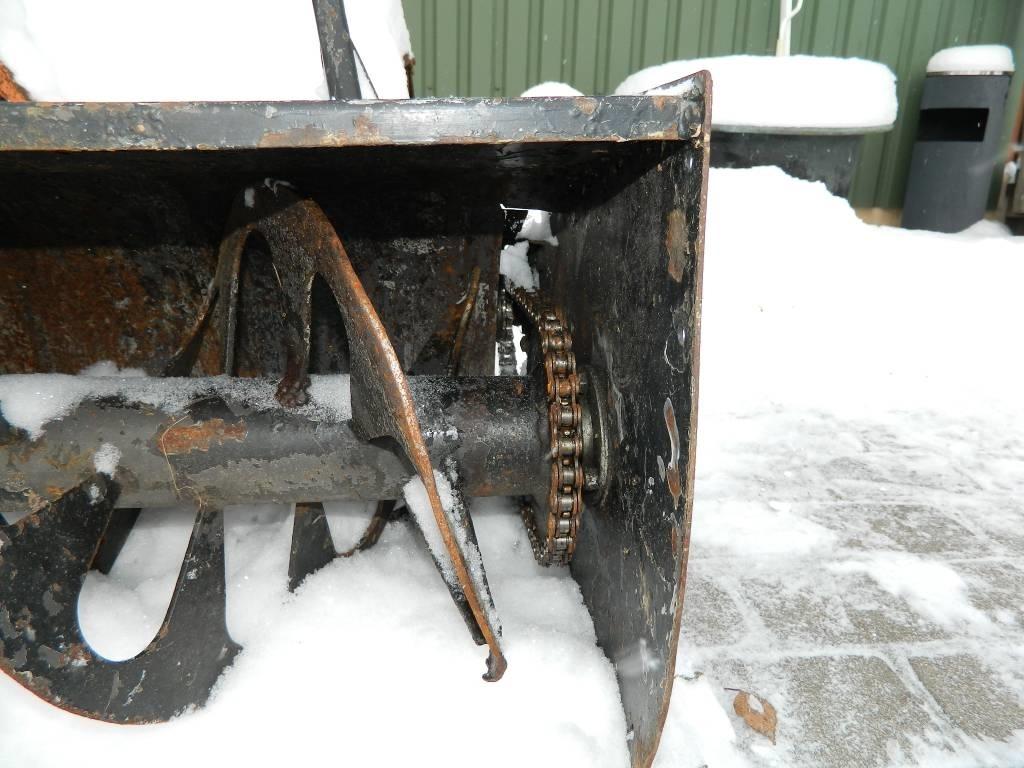 Stiga Park Ielu tīrīšanas mašīnas