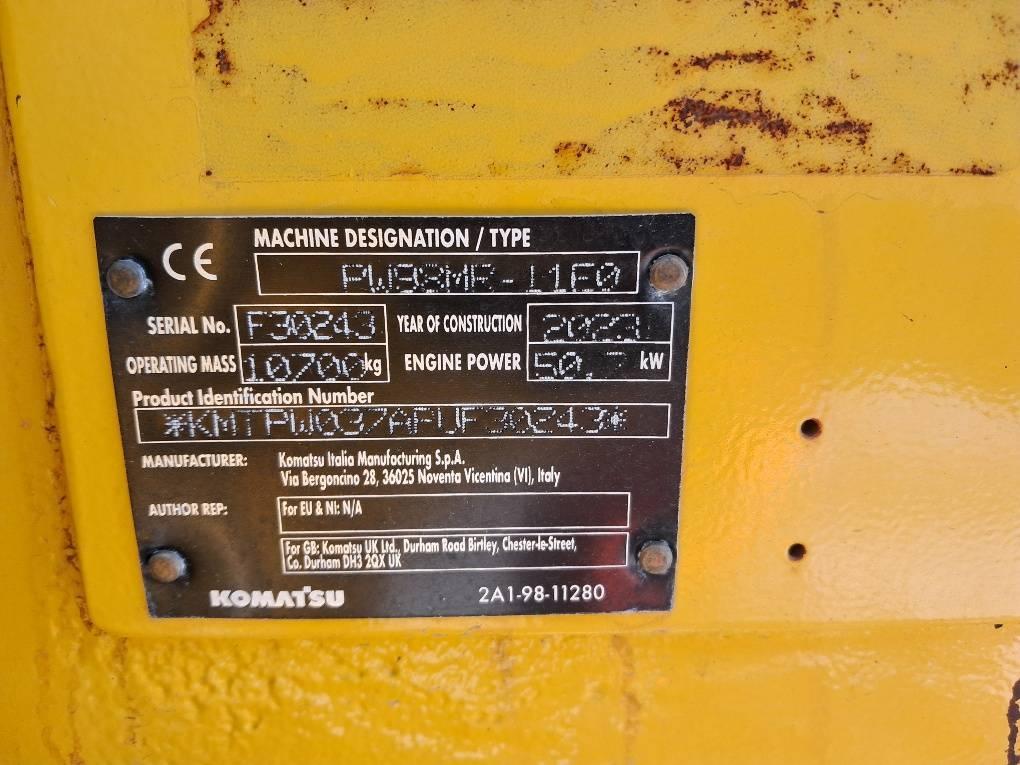 Komatsu PW98MR-11E0 Wheeled excavators
