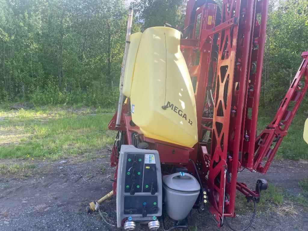 Hardi Mega 12 Irroratori montati