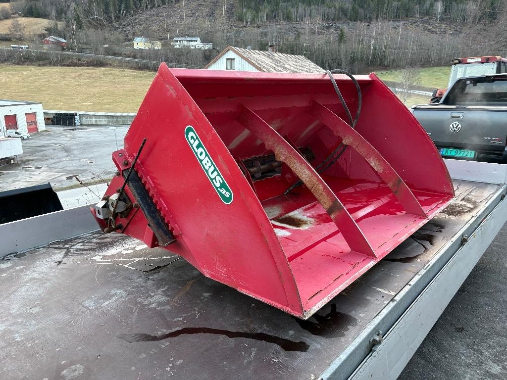 Globus Gsk 1500 Sand- und Salzstreuer