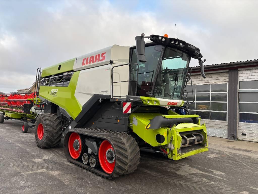 CLAAS Lexion 8700 Terra Trac Combine harvesters
