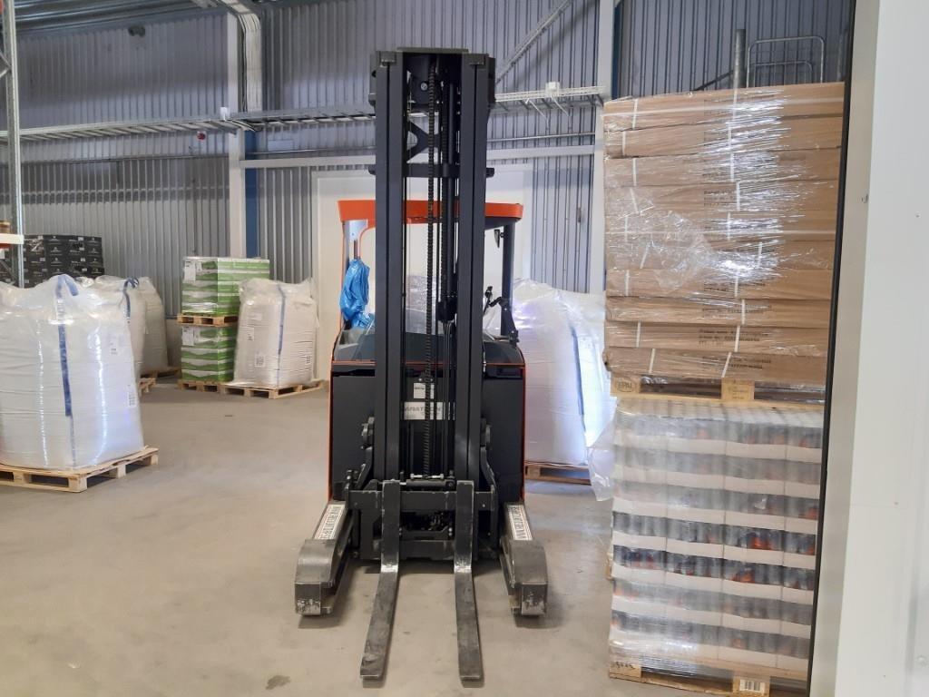 BT RRE200E Skjutstativtruck