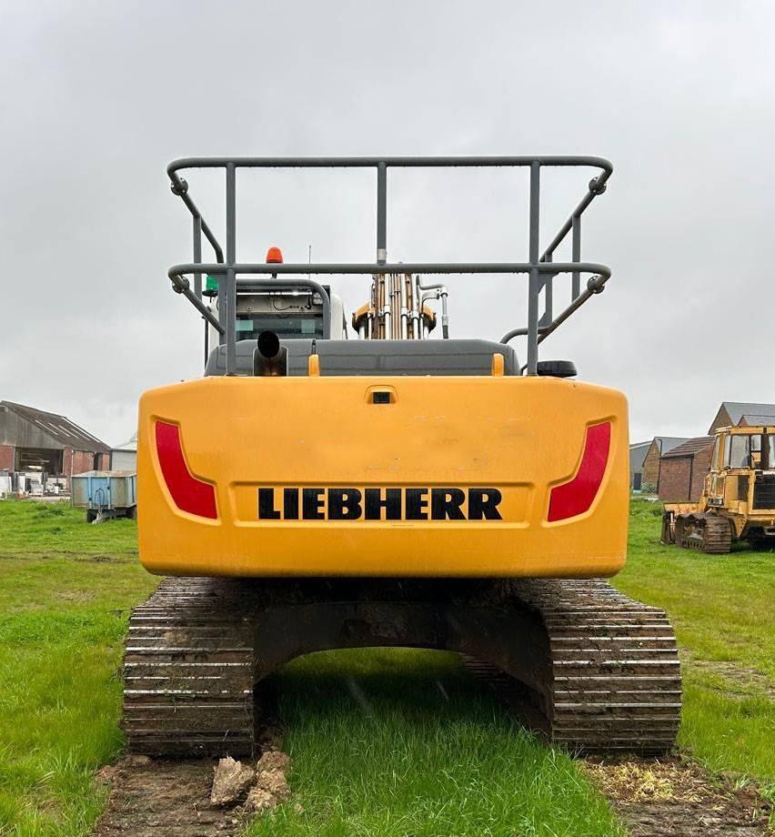 Liebherr R 926 LC Crawler excavators