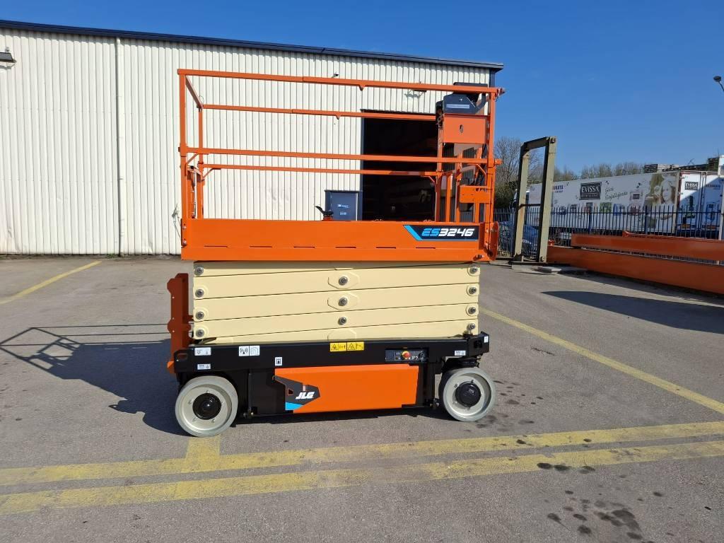 JLG ES 3246 Ollós emelők