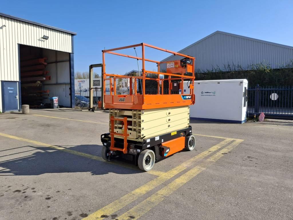 JLG ES 3246 Ollós emelők