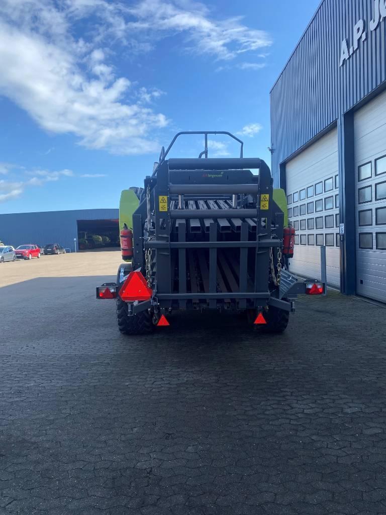 CLAAS Quadrant 5300 RF Presse quadre