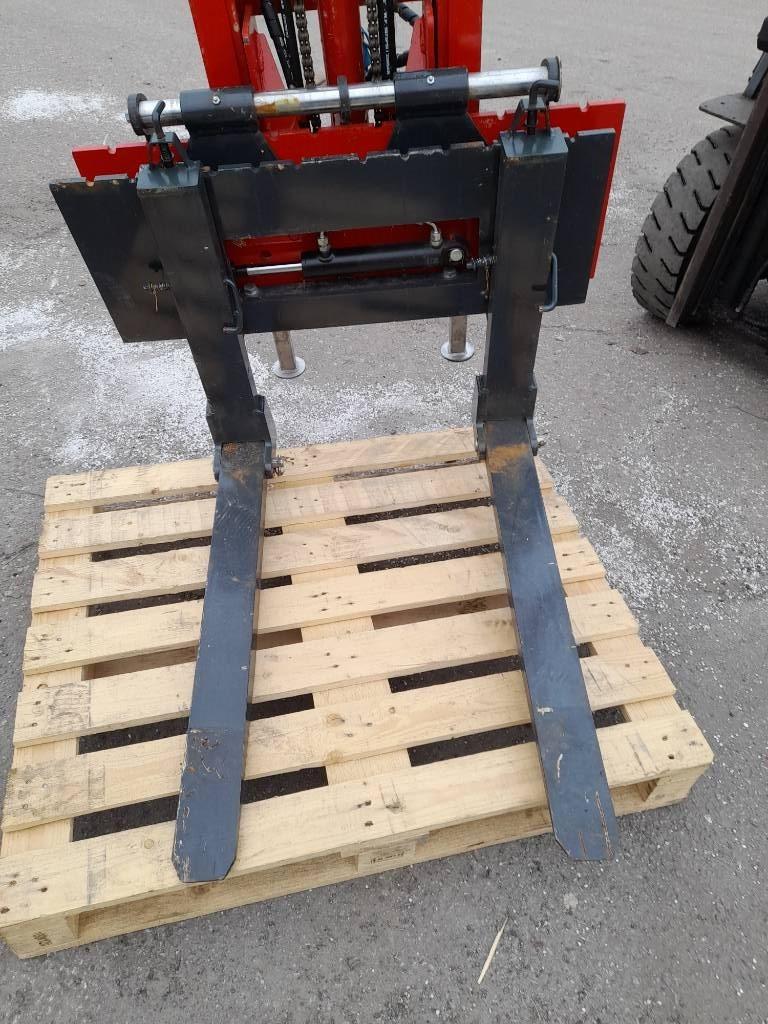  Trukkinostin  / Lavanostin Traktoriin Sonstige Landmaschinen