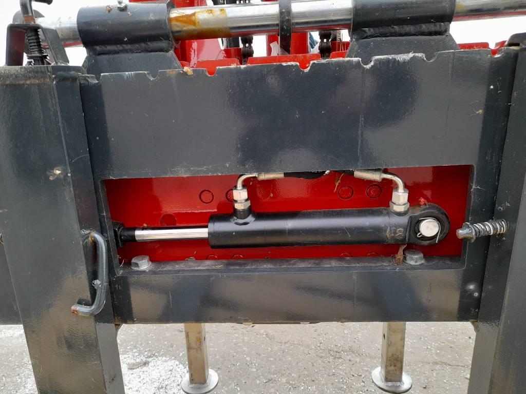  Trukkinostin  / Lavanostin Traktoriin Sonstige Landmaschinen